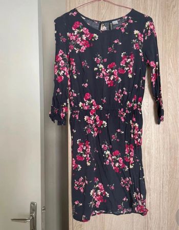 Robe légère marine fleuris rose