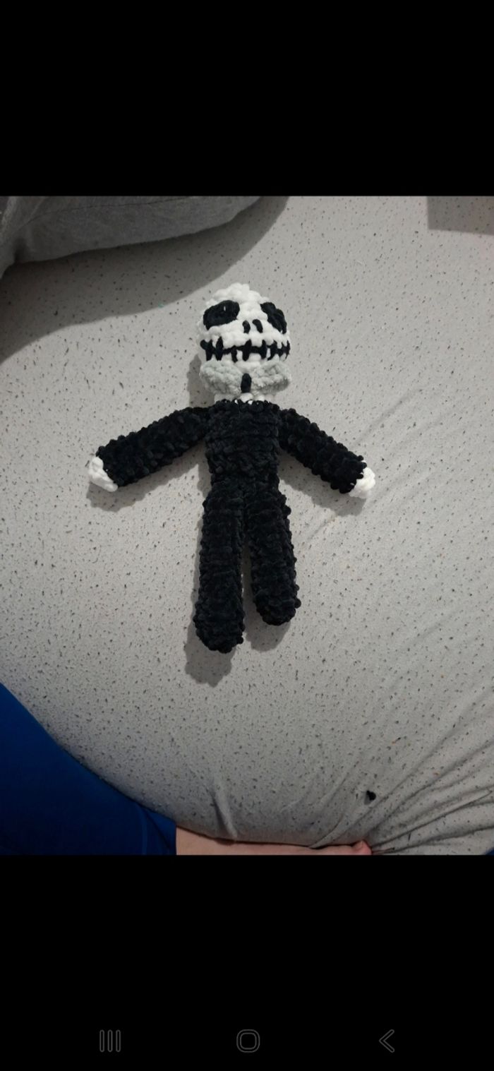 Peluche squelette 💀 - photo numéro 2