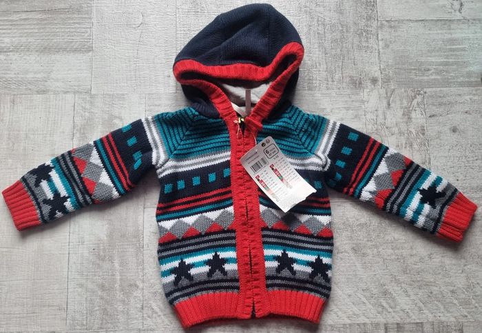 Veste en laine 6 mois neuve