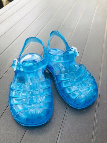 Sandales de plage taille 20