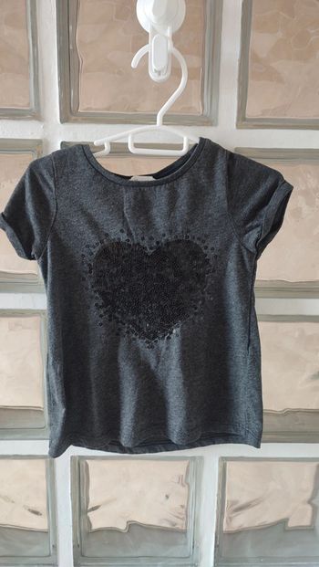 Tee-shirt  h& m 2-4 ans