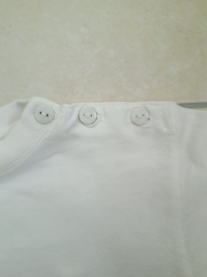 T-shirt - 23 mois - photo numéro 9
