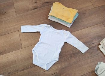 Lot de 5 bodies basiques orchestra 6 mois