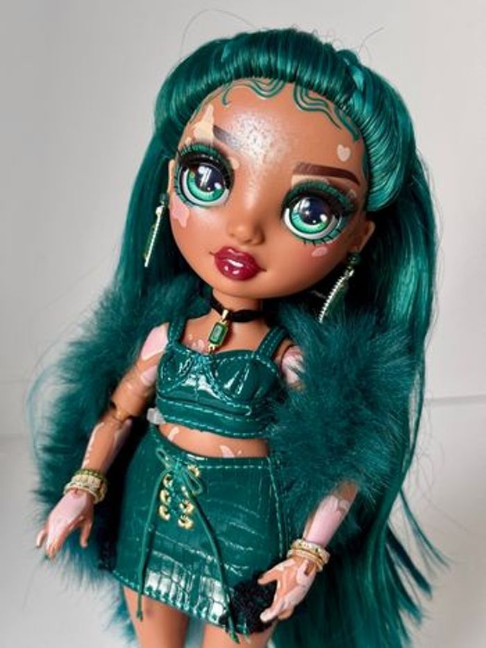 Jewel Rainbow High - photo numéro 4