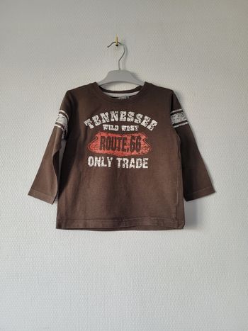 T-shirt marron TAO 3 ans TBE