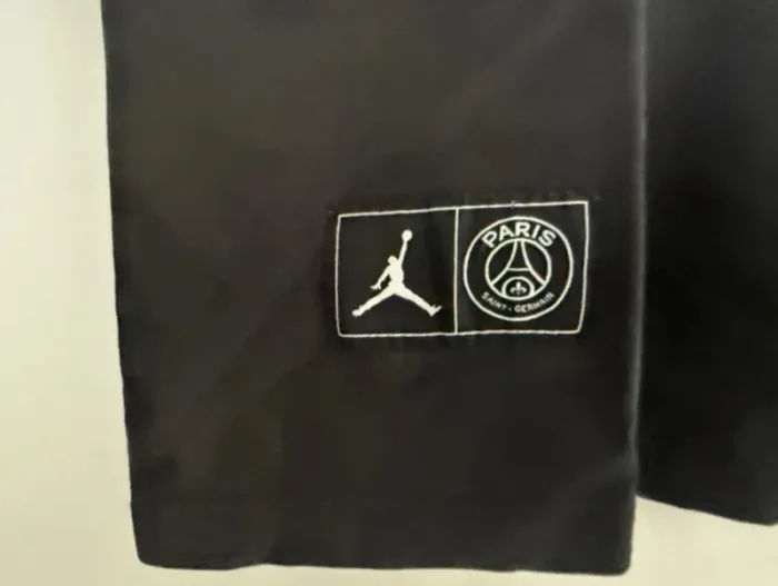 T-shirt noir Jordan X Paris homme S ou 36 - photo numéro 4