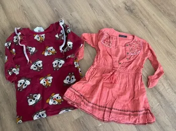 Lot de deux robes 4 ans