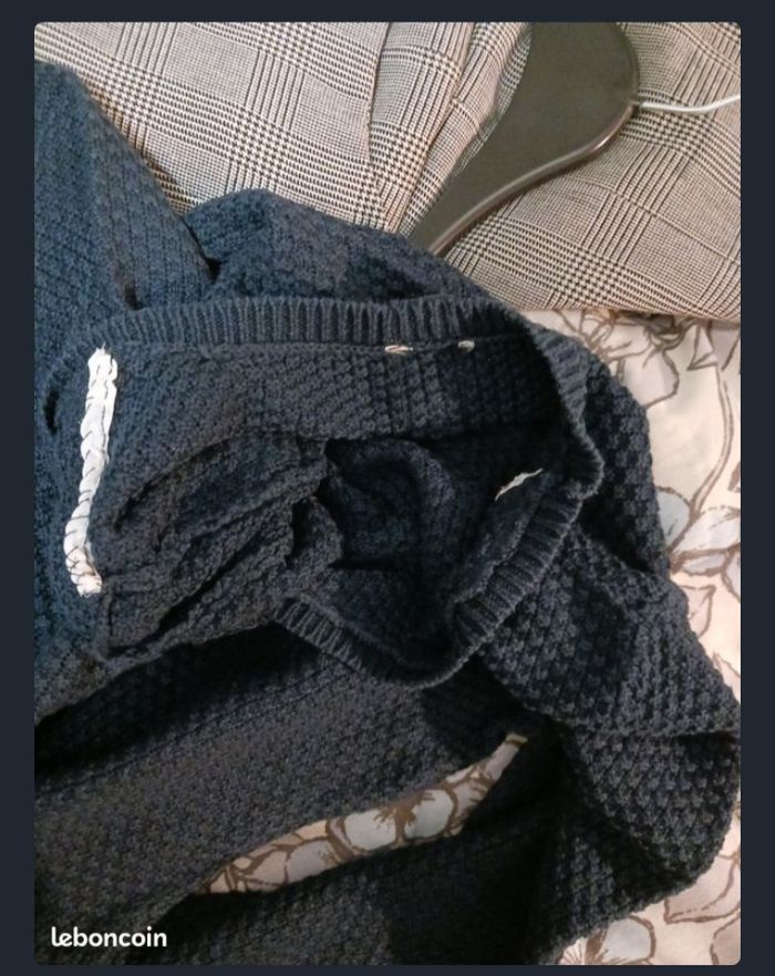 Pull d'hiver, bleu marine, foncé - photo numéro 3