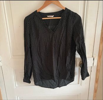 Lot de 2 chemises/ blouses 