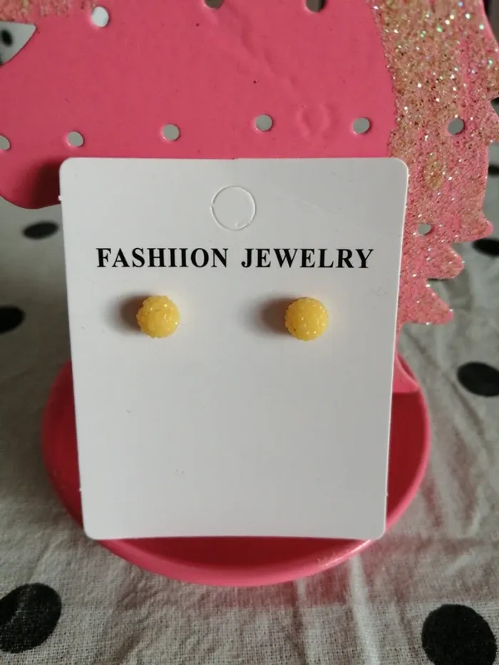 Boucles d'oreilles boules style shambala jaune / sans marque - photo numéro 3