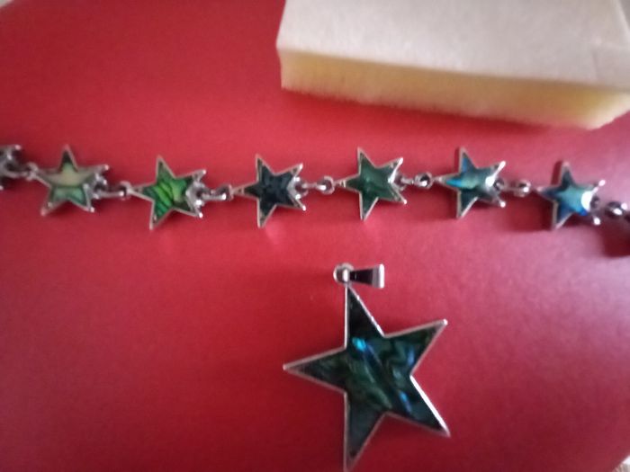 Parure de bijoux fantaisie imitation nacre verte