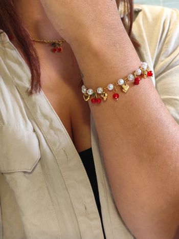 Bracelet cerise 🍒 ✅