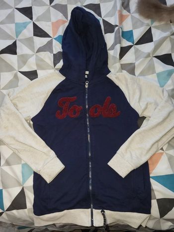 Veste à capuche 12ans