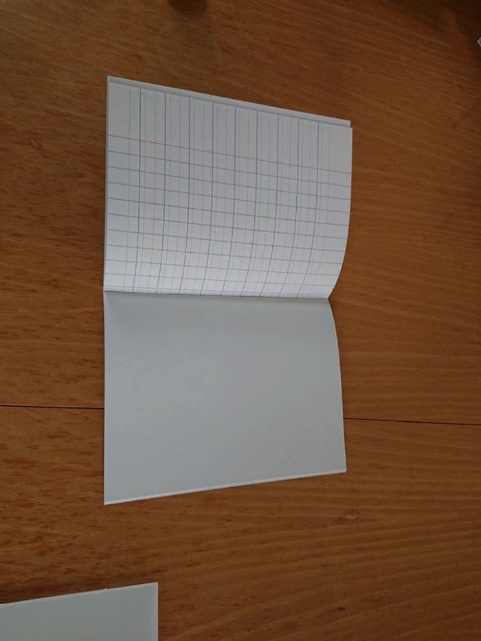 Cahier de maternelle - photo numéro 2