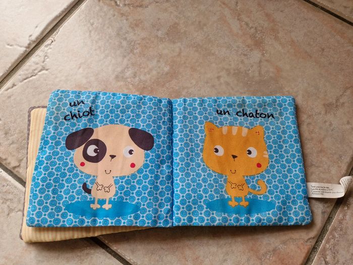 Livre tissu Bébés animaux - photo numéro 2