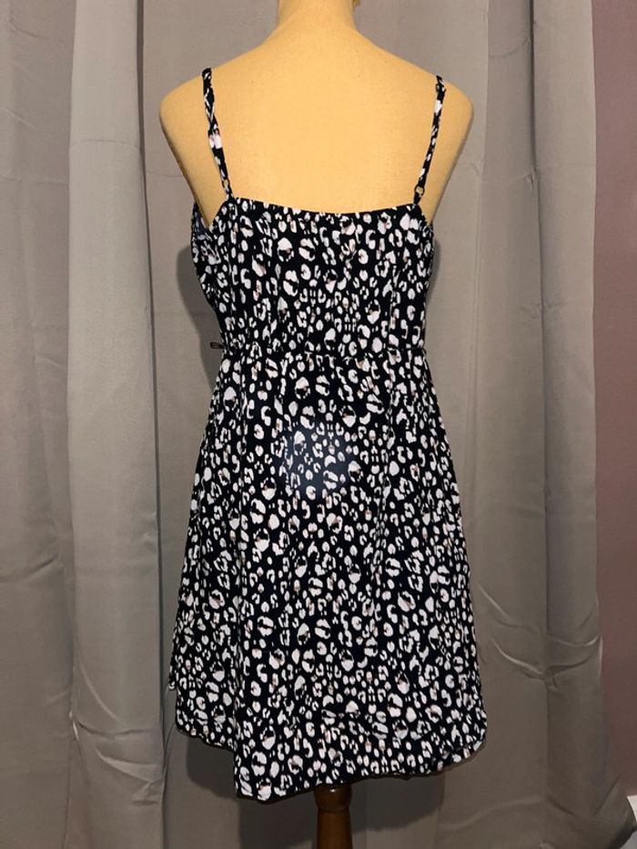 Robe leopard C&A taille 44 - photo numéro 4