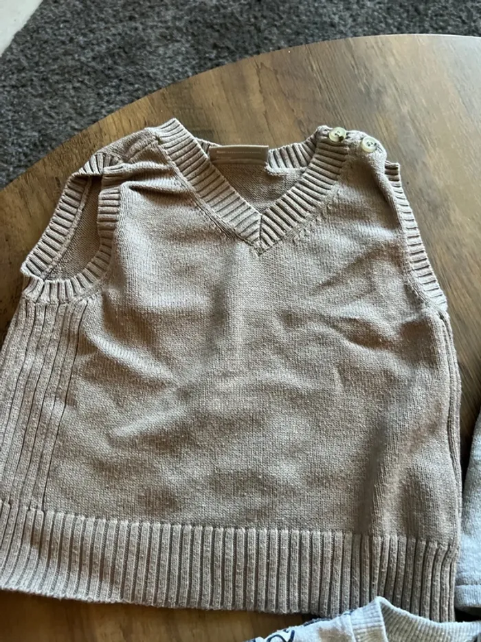 Lot de 3 pulls 18 mois - photo numéro 4