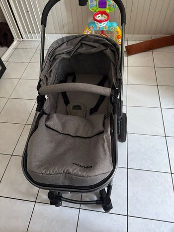 Landeau + cosy + adaptateur voiture 