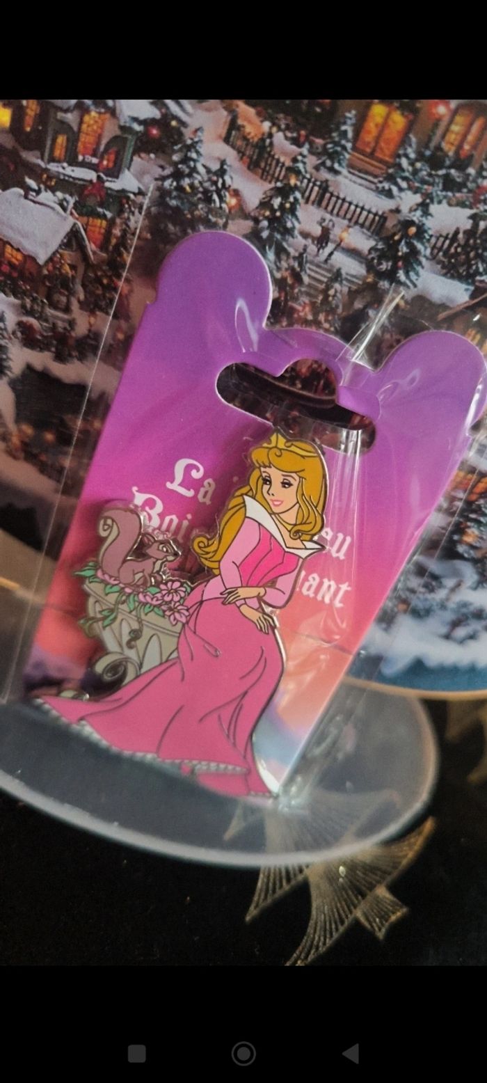 La jolie belle au bois dormant