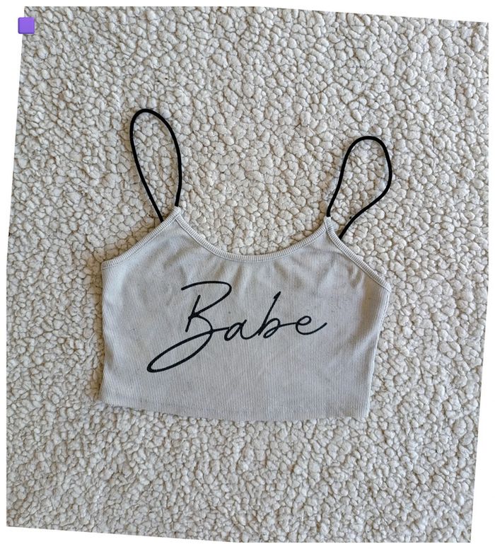 Crop top blanc "Babe" cute mignon – Taille estimée XS/S