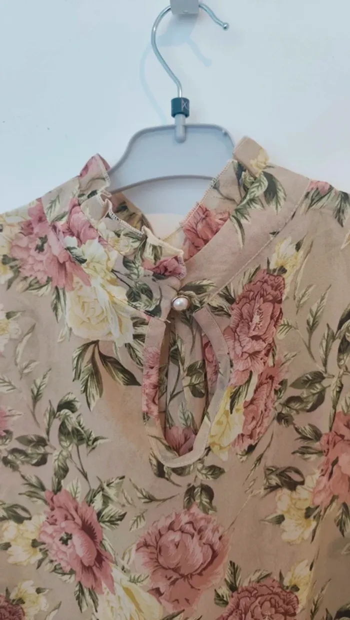 Débardeur taille L à fleurs - photo numéro 4