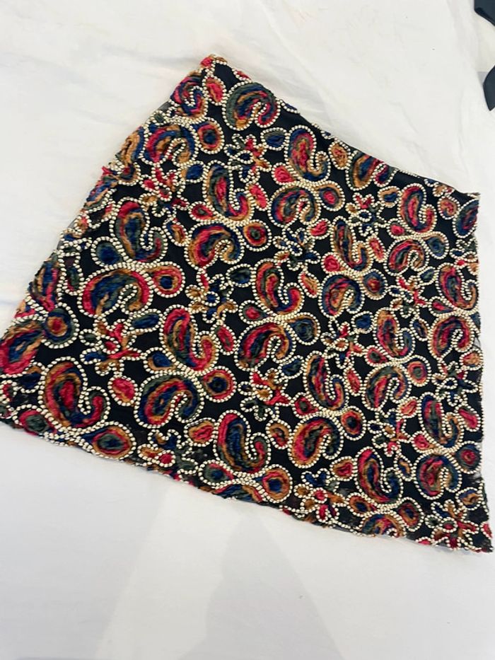 Jupe broderie Zara - photo numéro 2