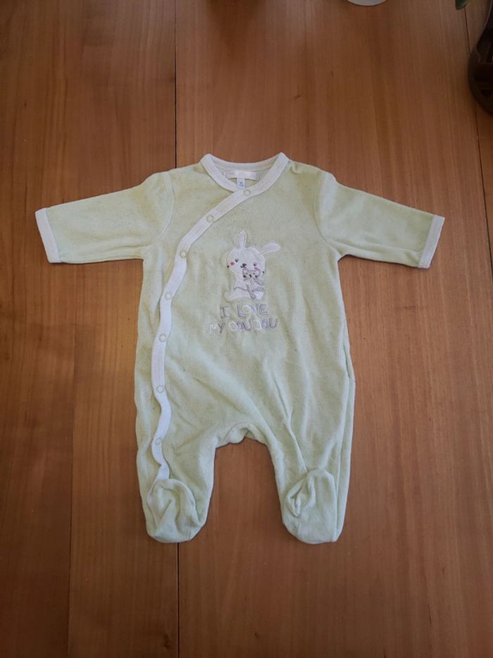 Pyjama vert pastel et blanc i love my doudou 3 mois