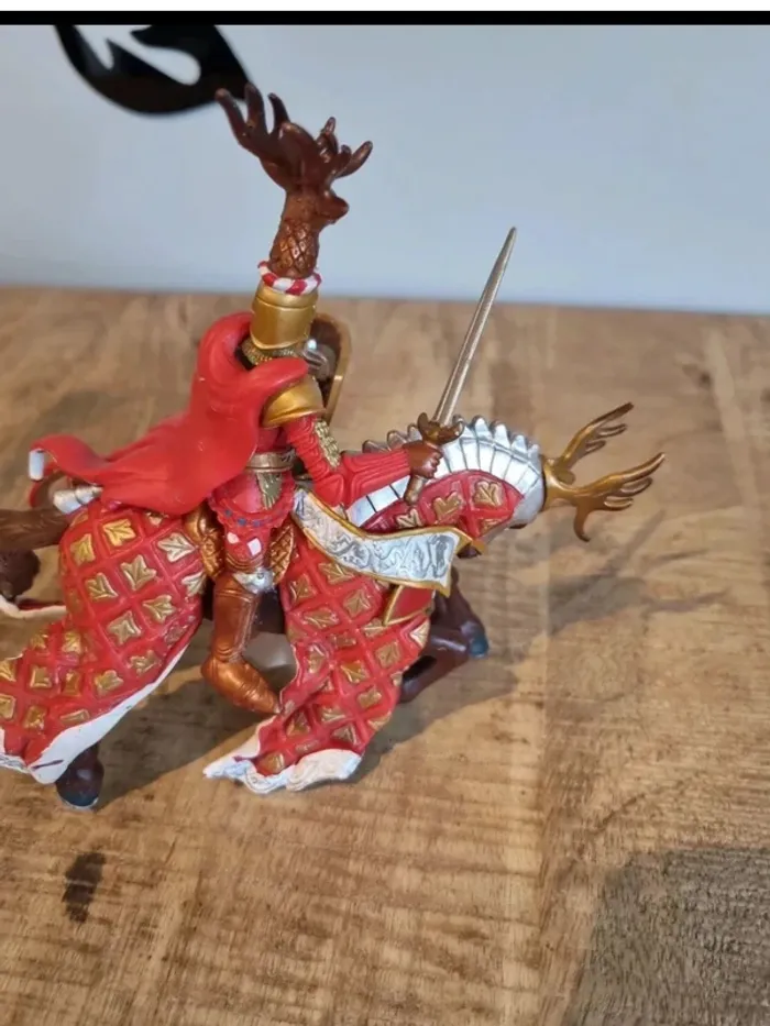Figurine chevalier et cheval papomaitre des armes cimier cerf - photo numéro 5