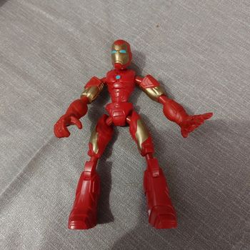 Figurine iron man