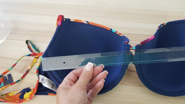 Maillot de bain 2 pièces état neuf 48 bonnet D - photo numéro 5