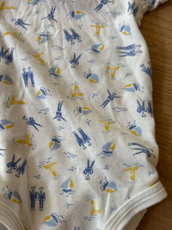 Bodies petit bateau - photo numéro 2
