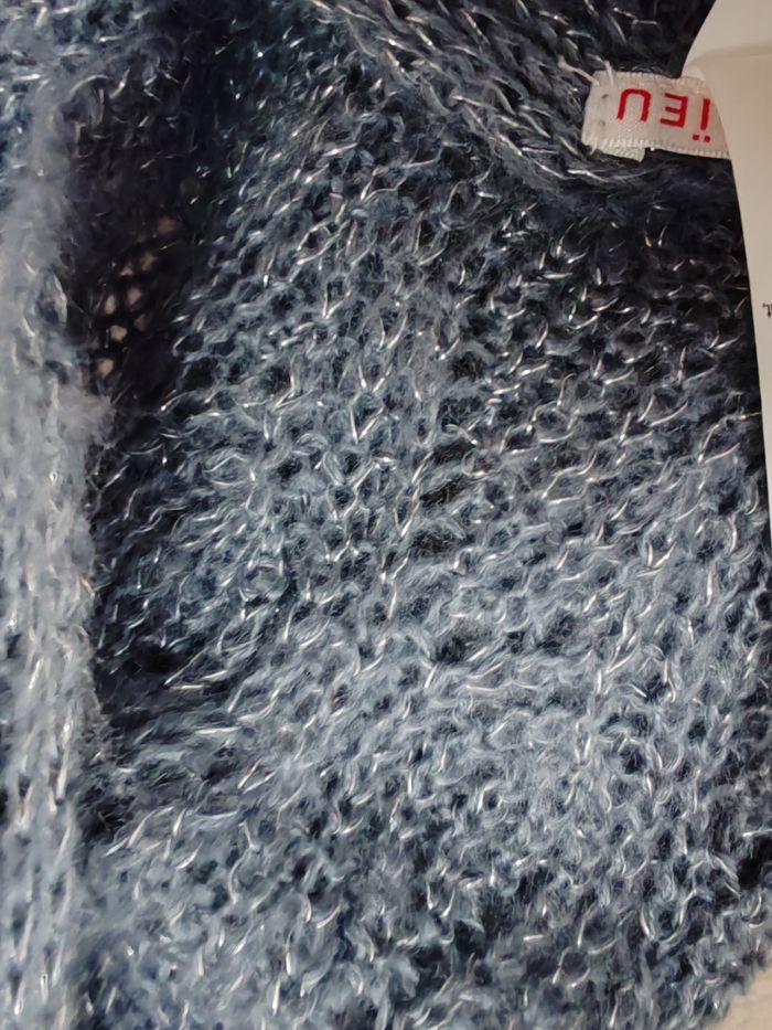 Longue écharpe brillante - photo numéro 3