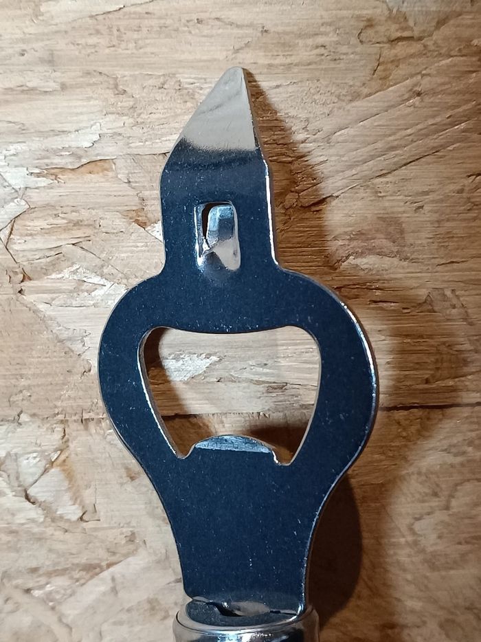 Ouvre bouteille - photo numéro 2