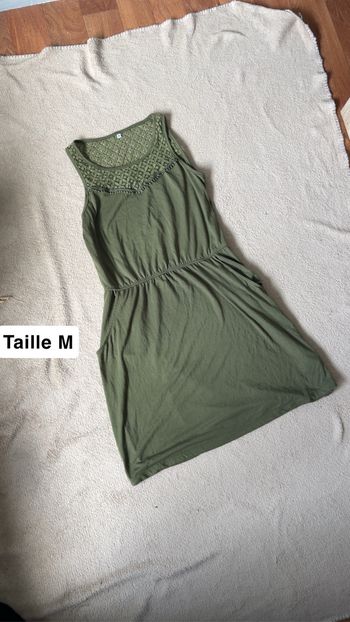 Robe M