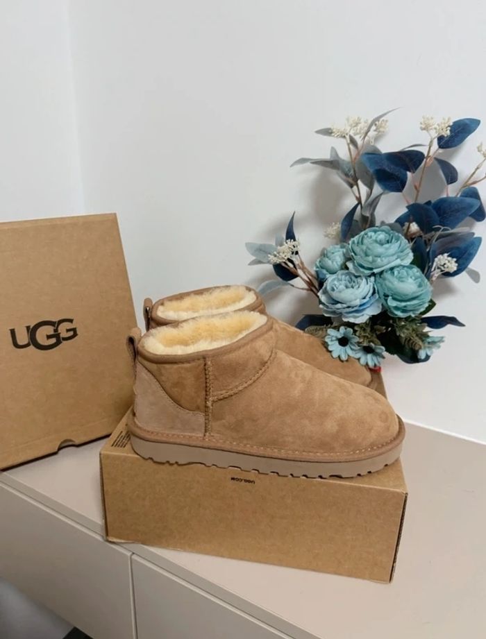 Uggs mini Taille 39