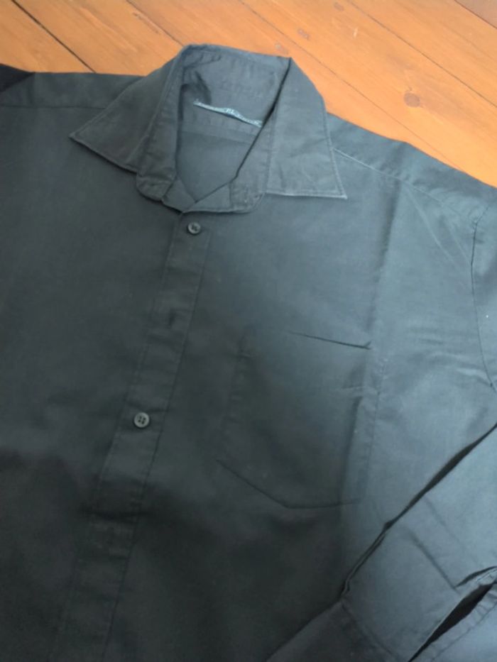 Chemise noir vintage pierre Léon 42 - photo numéro 3