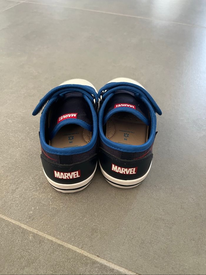 Chaussures Geox Spiderman taille 26 Neuve - photo numéro 5