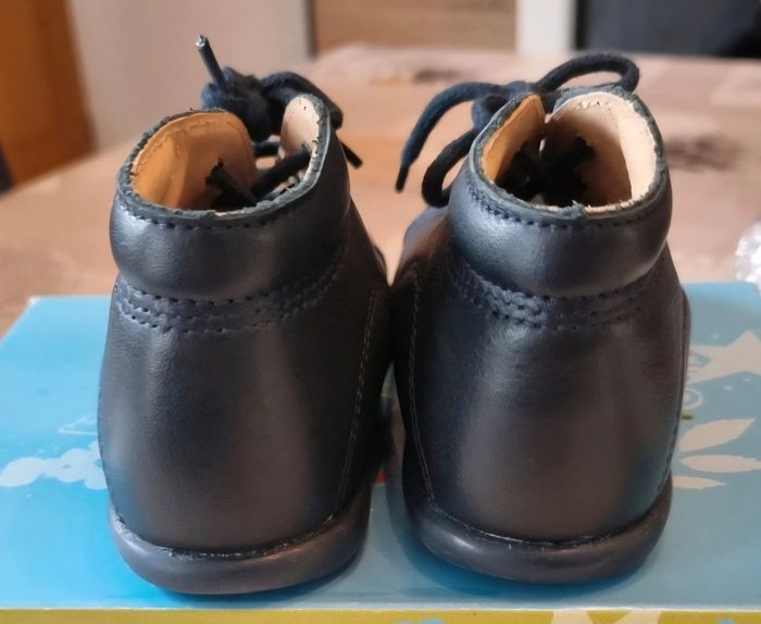 Chaussures pour 1er pas de bébé - photo numéro 4