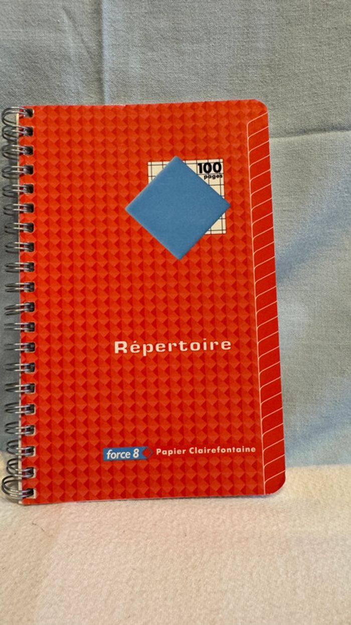 Répertoire à spirale Force 8 Clairefontaine, 11 cm x 17 cm 100 pages