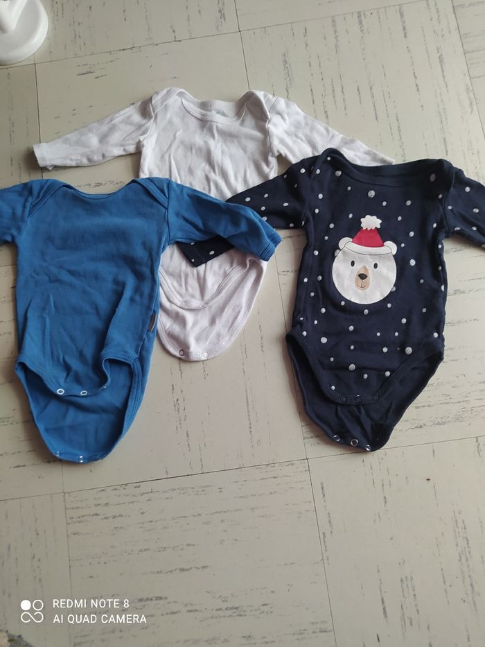 Lot de 6 bodys - photo numéro 2