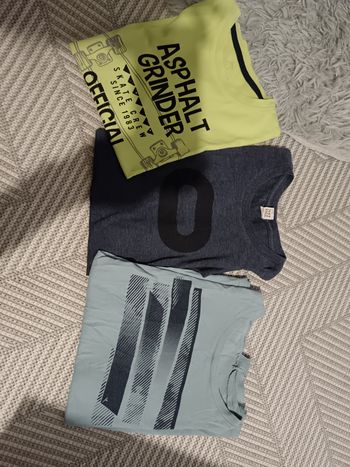 Lot 3 t-shirts