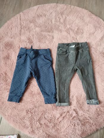Lot 2 pantalons 12 mois