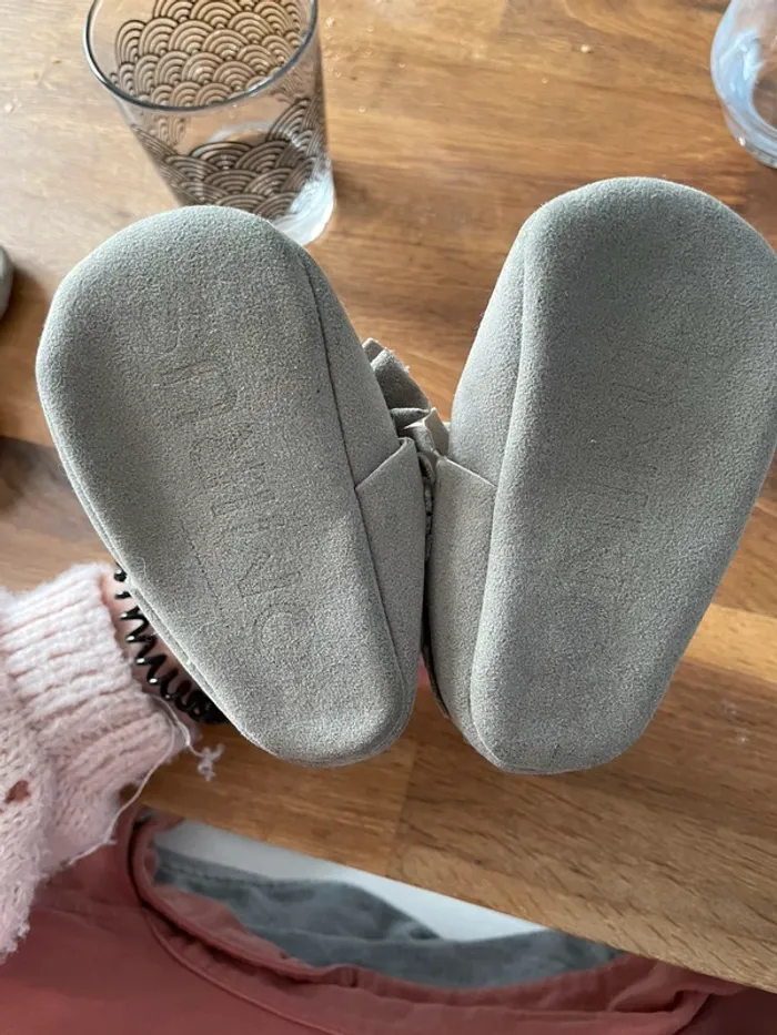 Chaussures Romirus T2 - photo numéro 2
