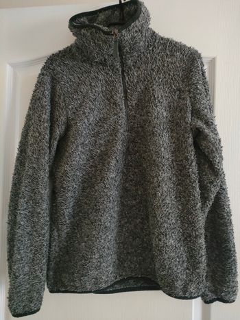 Pullpolaire femme taille M en très bon état