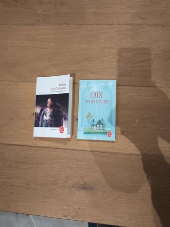 Lot de livres Balzac et Agatha christie