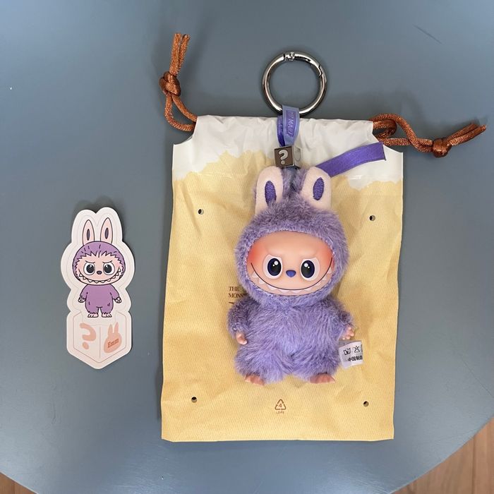 Pop Mart Labubu The Monsters Pin For Love - Lettre ?