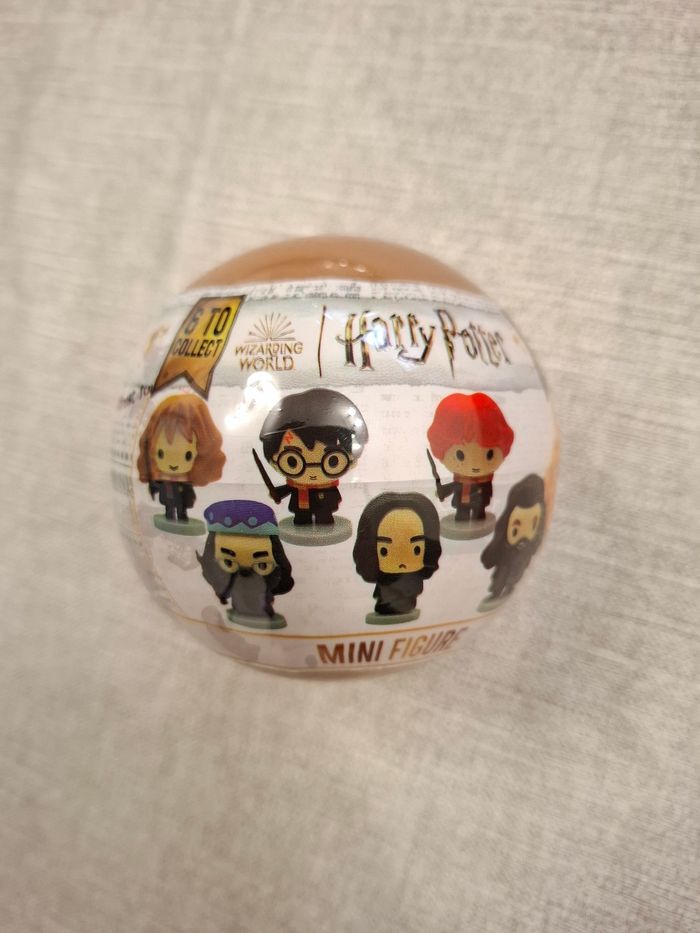 Lots 2 boules figurine surprise harry potter - photo numéro 5