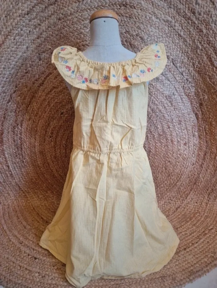 Jolie robe jaune à fleur fille sergent major 100% coton 7 ans - photo numéro 2
