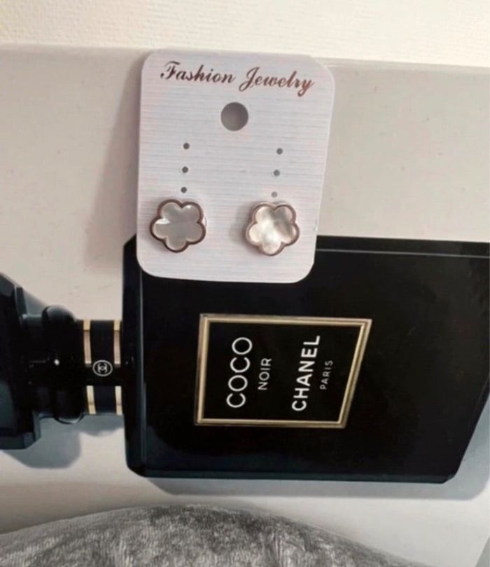 Boucle d’oreille