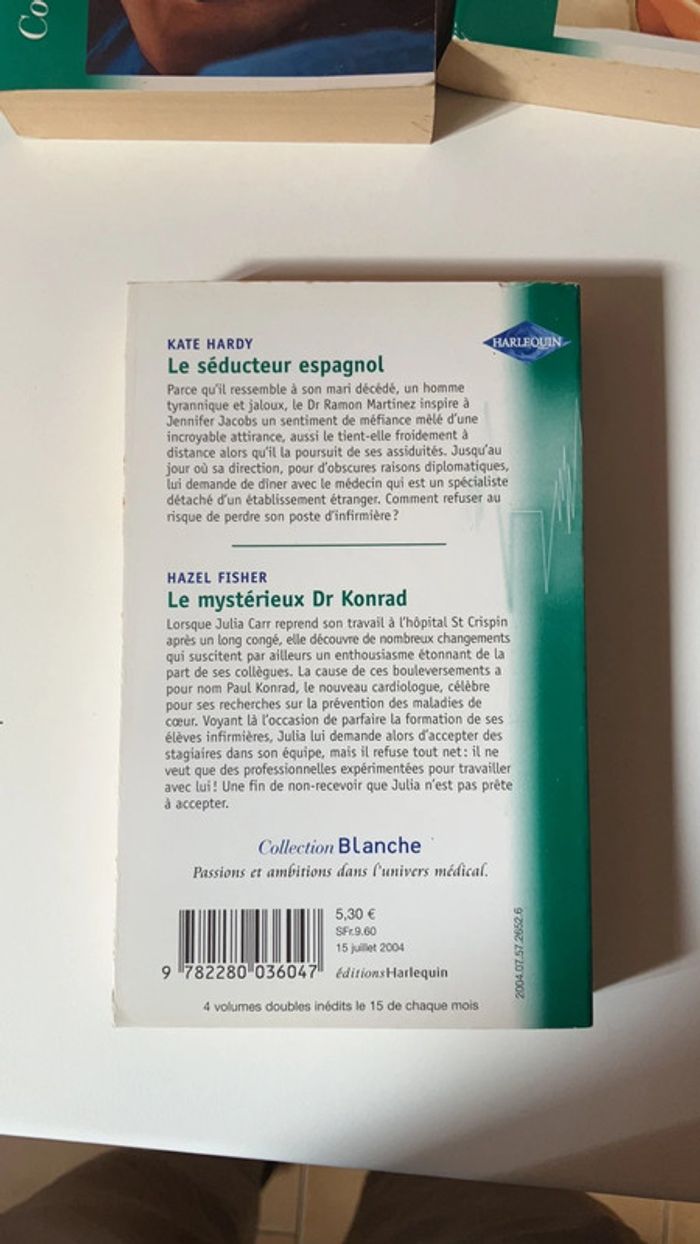 Lot 4 Livres Harlequin. - photo numéro 3